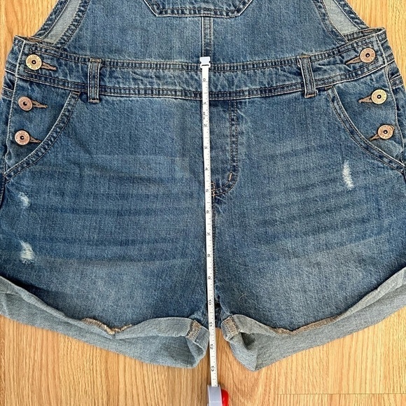 Denim Blue Women's Overall Shorts - Picture 9 of 9